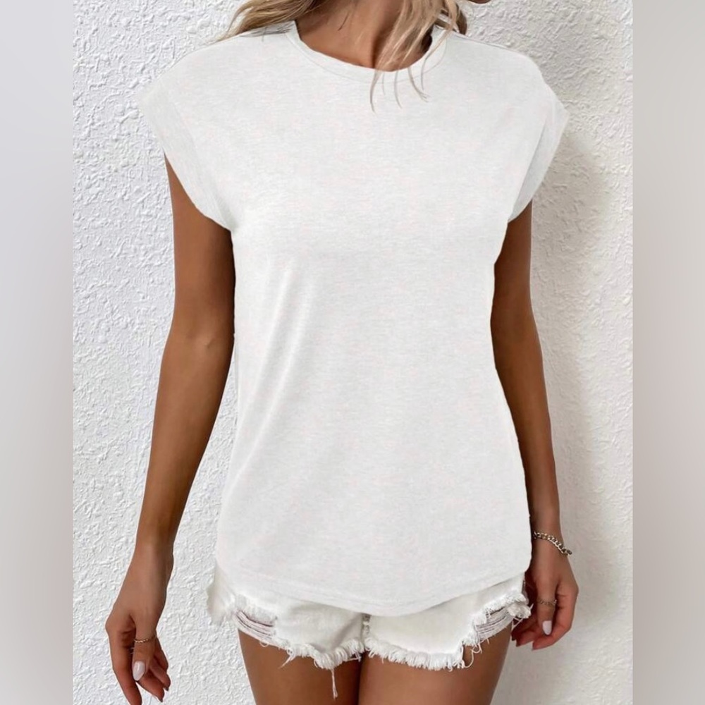 NWOT. Solid Batwing Sleeve Tee